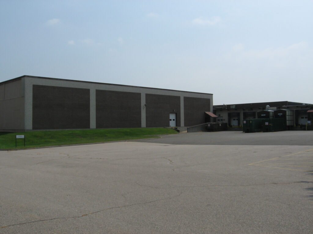 High Bay Warehouse – 16,857 SF, Newtown, CT
