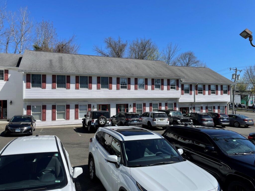 39 Mill Plain Rd Unit 10, Mill Plain Road, Mill Plain