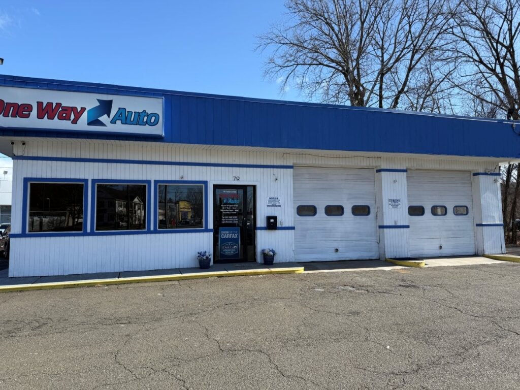 79 Federal Rd – One Way Auto, Federal Road, Danbury