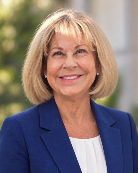 Patti Struna, Co-Founder and Managing Partner of Advantage Realty.
